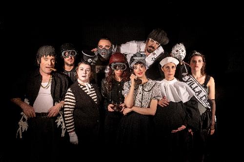 LOS MINIMAX  y EL CAZADOR DE TALENTOS